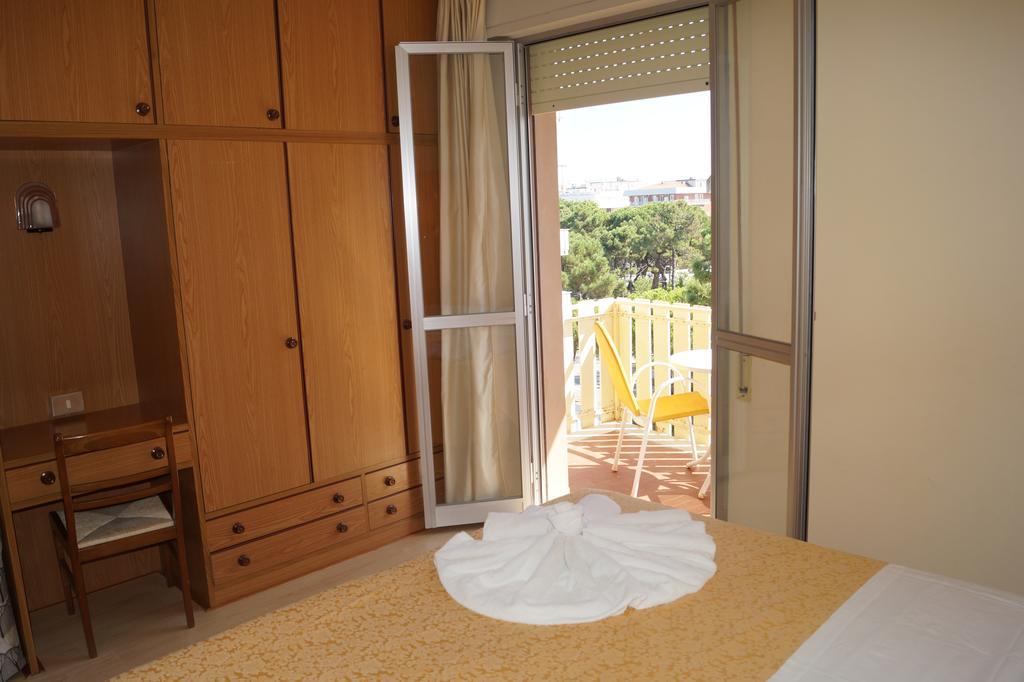 Hotel Dom Milano Marittima Exteriér fotografie